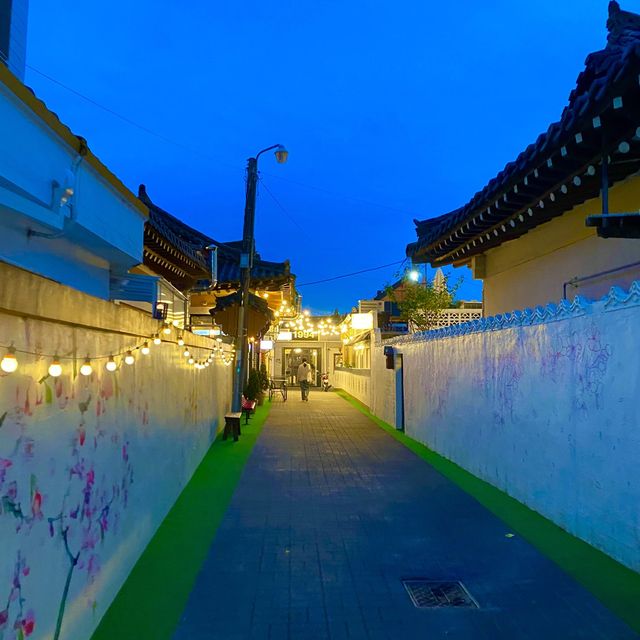 경주의 핫플레이스 황리단길