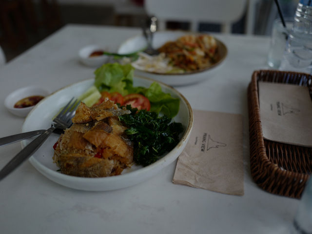 Prang View Cafe and Restaurant 