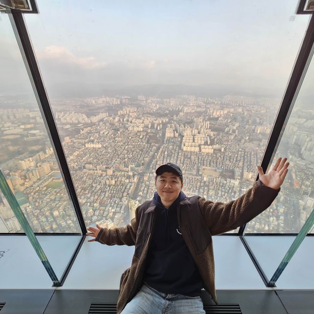 하늘 위의 새로운 세상, 롯데월드타워 전망대 서울스카이