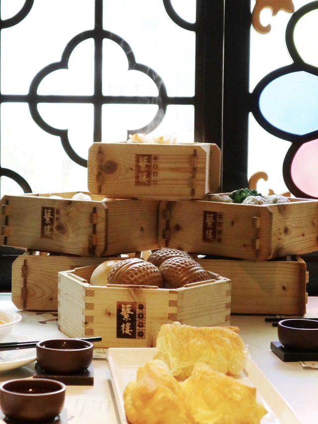 【深圳古色古香茶樓吃精美點心】