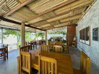 ร้านอาหารซีฟู้ดติดทะเลกระบี่  หาดคลองม่วง