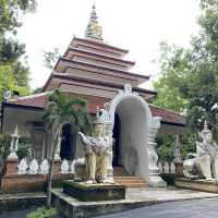 เที่ยววัดเก่ากลางป่าเขา วัดผาลาดเชียงใหม่