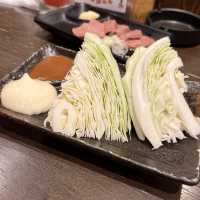 【神戸・三宮】希少部位の絶品焼きとんが1本120円「四文屋 三宮2号店」