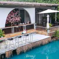 The Wild swans Café and Lake - คาเฟ่สวยนครปฐม