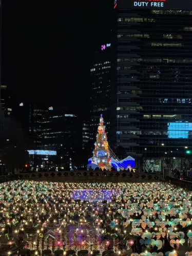 서울을 빛내주고 있는 2023 빛초롱 축제 ✨
