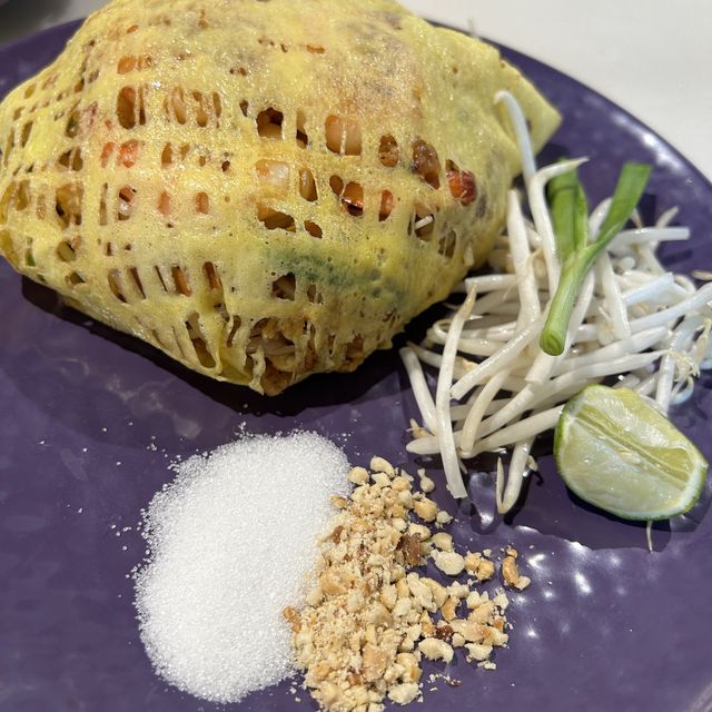 【 在維港海景旁品嘗泰式美食 】    【 在維港海景旁品嘗泰式美食 】