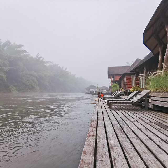 แพริมน้ำเมืองกาญจน์ ไทรโยควิวรีสอร์ท