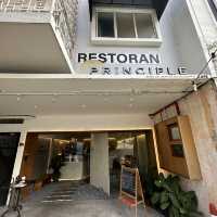 YOU MUST VISIT THIS CAFE NEAR CHECKPOINT!
