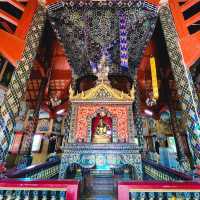 วัดพระพุทธบาทตากผ้า  จ.ลำพูน