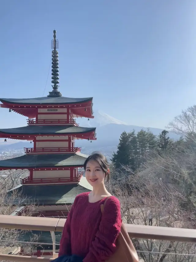 Kawaguchiko Town surrounded by Mt.Fuji views