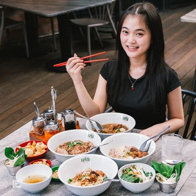 ก๋วยเตี๋ยวแม่คุณเจริญ เนื้ิอพรีเมียม ตัวเมืองระยอง