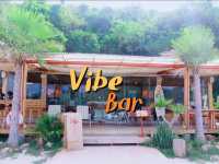 หลบร้านที่ร้าน Vibe bar เกาะล้าน