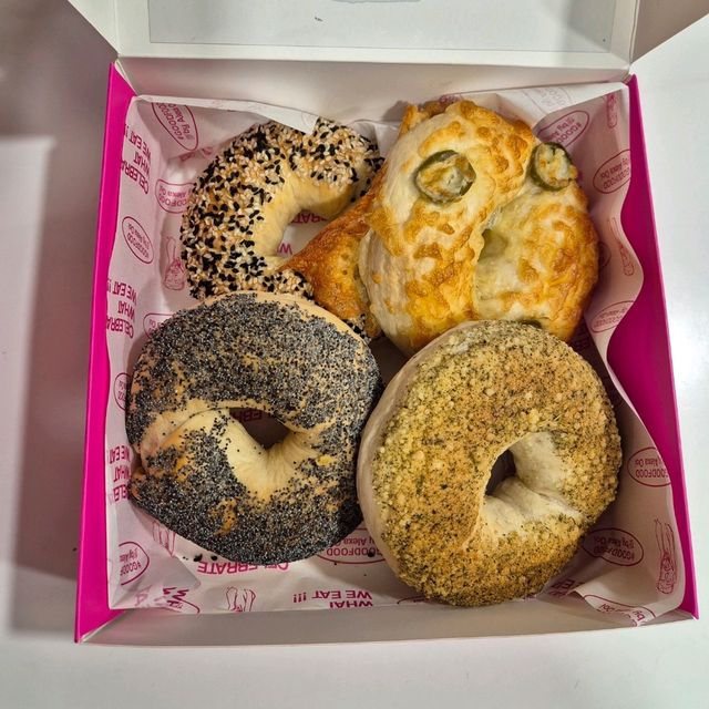 Must Try Bagels & Cinnamon Rolls!