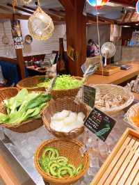 【沖縄/グルメ】アグー豚のしゃぶしゃぶと島野菜が食べ放題！
