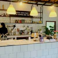 Peaceful Cafe ++