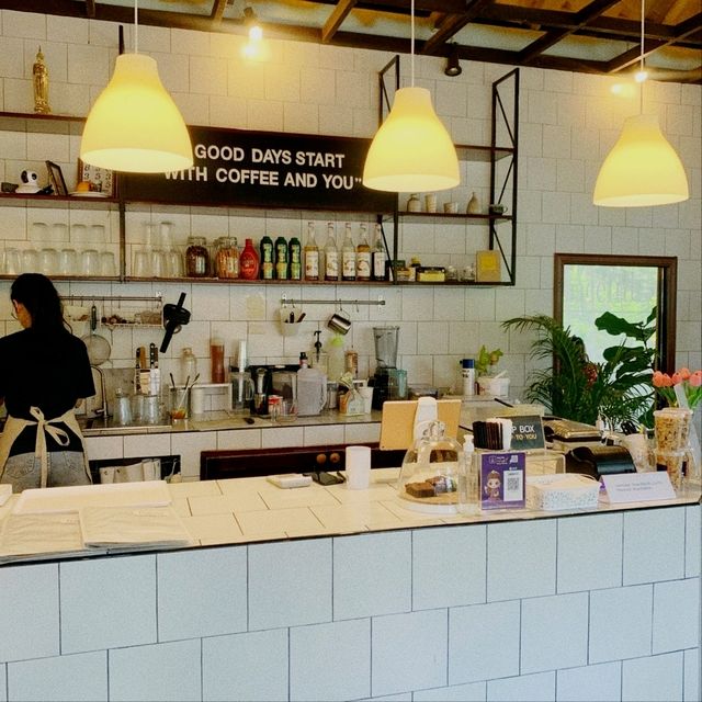 Peaceful Cafe ++