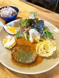 【福岡カフェ】しっかりガッツリランチの食べられるカフェ
