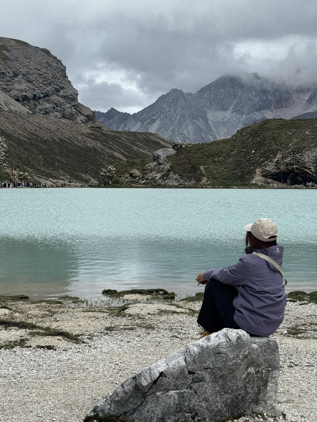 🇨🇳A hike to the Serene Milk Sea in Yading