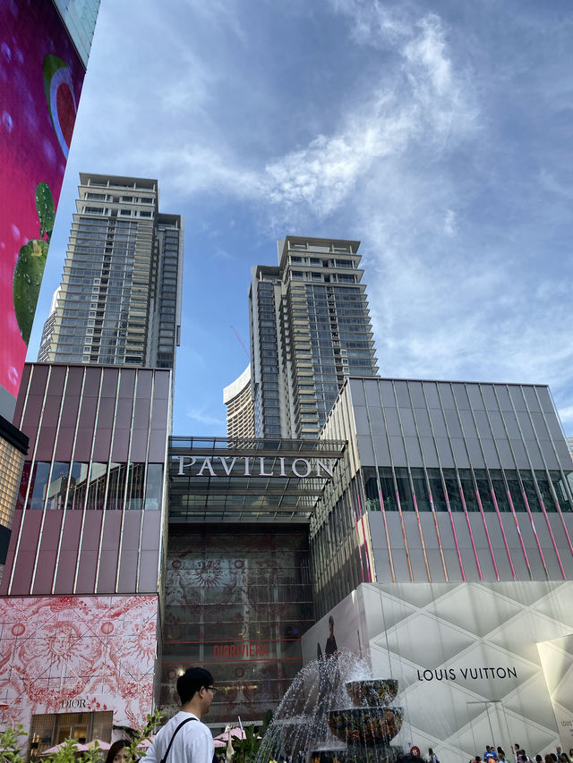 Premium lifestyle destination for shopaholics!