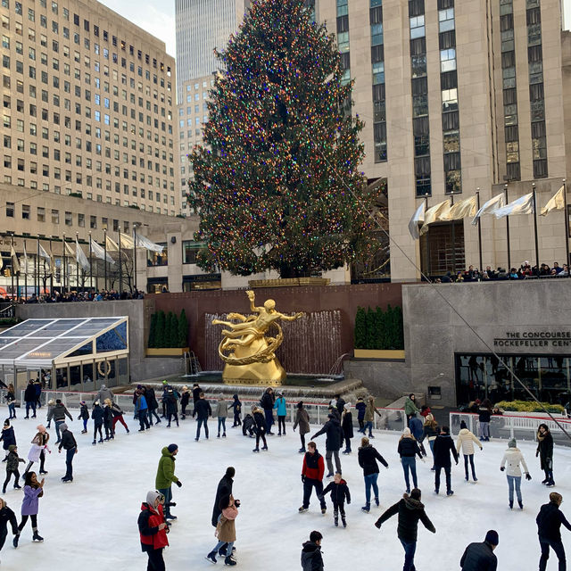 Top Three Outdoor Ice Skating Rinks in NYC