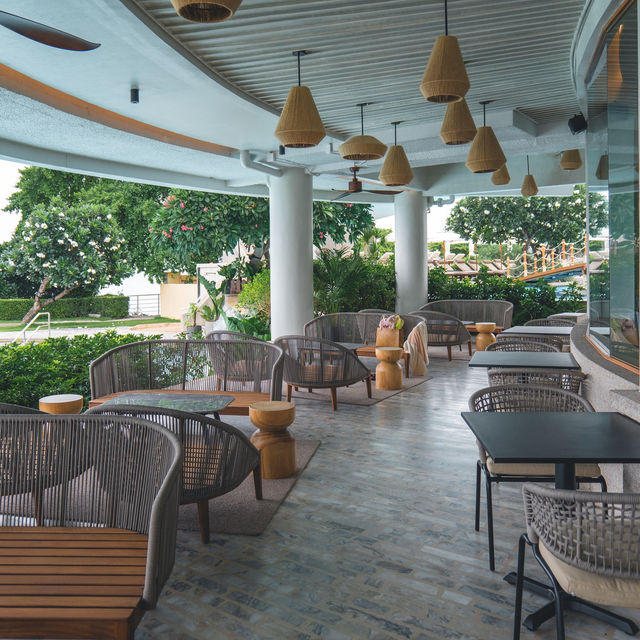 ร้านอาหารเมดิเตอร์เรเนียน วิวทะเลชิลๆ