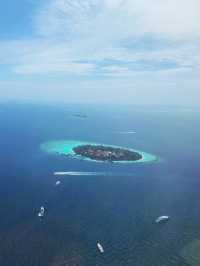 Airplane view above Indian Ocean 😱