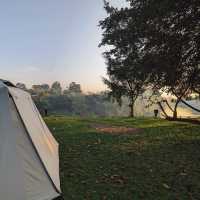 Rabbit Campsite - ลานกางเต็นท์กระต่ายกินเนื้อ