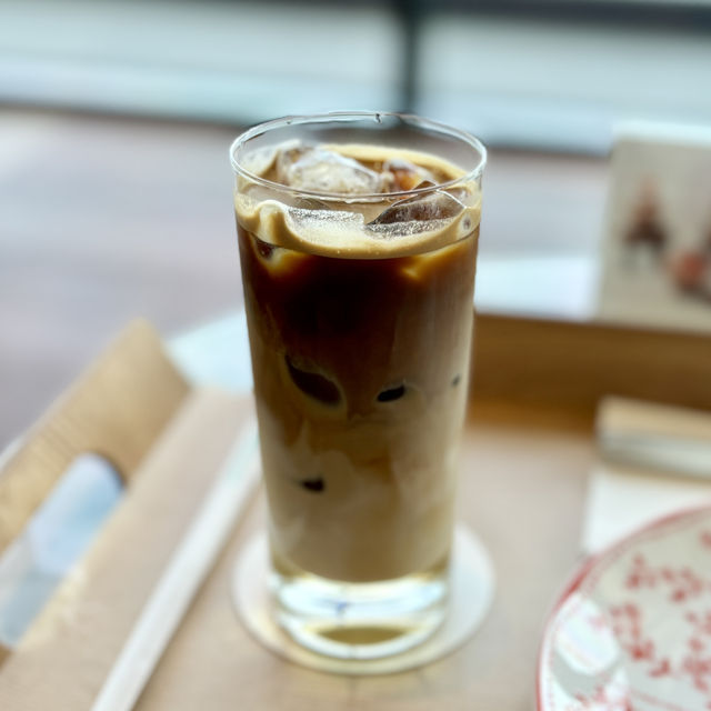 【韓国釜山・機張群】パノラマオーシャンビューが楽しめる「MCQUEEN’S LOUNGE」
