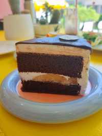 คาเฟ่ สุดคิ้วท์ ใจกลางบางนา 
