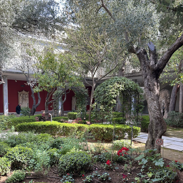 Where History Comes Alive: National Archaeological Museum Athens
