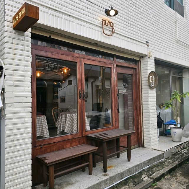 🍑🍊카페텅, 매력적인 시그니처가 있는 빈티지카페