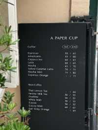☕️ 𝗔 𝗣𝗔𝗣𝗘𝗥 𝗖𝗨𝗣 𝗰𝗼𝗳𝗳𝗲𝗲 & 𝗳𝗿𝗶𝗲𝗻𝗱