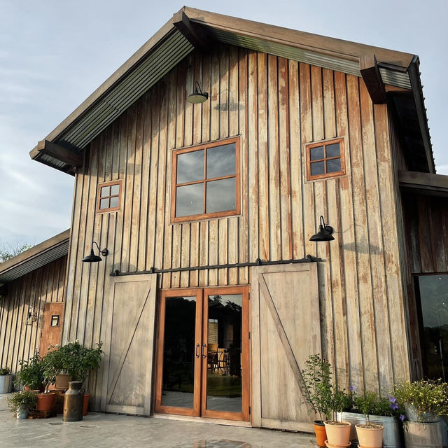 The Treat Farm - Rural Boutique Farm Stay🪵🛖