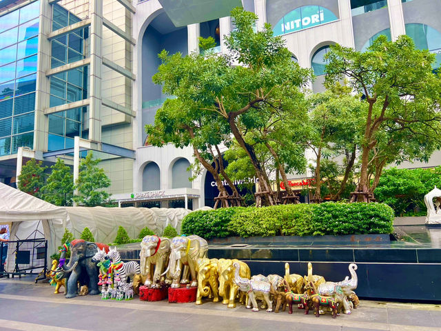 ขอพรพระพิฆเนศและพระตรีมูรติ