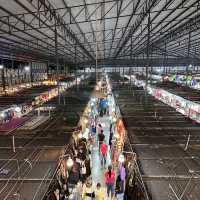 Food, Fun, and Finds: My Night at Hatyai’s Asian Bazaar!