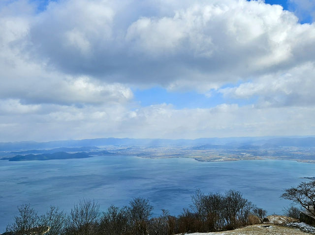 無盡美麗湖泊風景 – 滋賀縣琵琶湖山谷