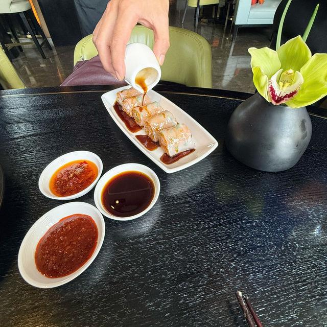 Dim Sum Perfection: A Luxe Lunch at Hakkasan Shanghai 🇨🇳