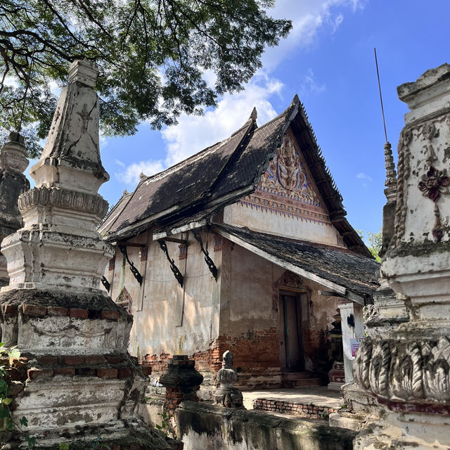 วัดลาดศรัทธาราม จังหวัดเพชรบุรี