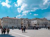 트리에스테 광장..Piazza Unità d'Italia