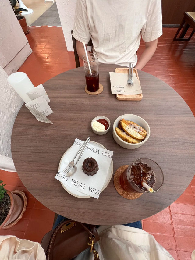 Gardens by Vela ☕️ brunch & cafe เซ็นทรัลเวิลดิ์