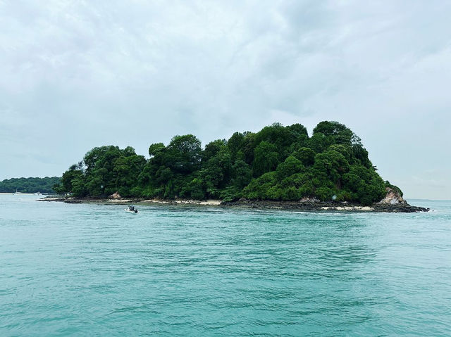 Exploring Kusu Island in Singapore