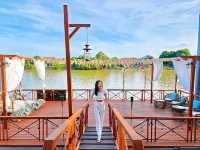 ร้านอาหารบรรยากาศดีริมแม่น้ำเจ้าพระยา