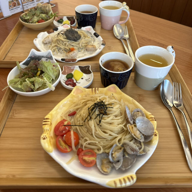 貓咪主題日式定食店