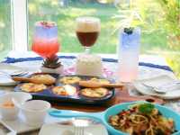 คาเฟ่ริมน้ำ Koffee Thai by บ้านน้ำเรือนศิลป์