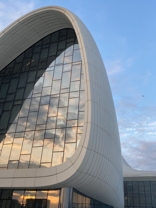 Heydar Aliyev Center:Wave of Inspiration