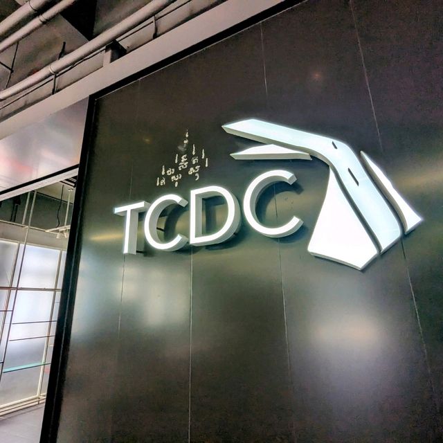 TCDC 泰國創意設計中心，超酷炫的藝術圖書館與研究中心