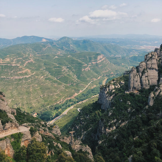 巴塞隆納必訪的山城奇景：蒙特塞拉特修道院之旅