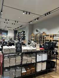 พาเดิน H&M Home มีอะไรบ้าง?
