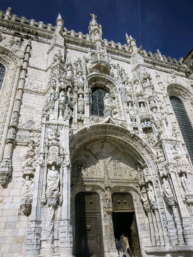 葡萄牙貝倫區的熱門景點：熱羅尼莫斯修道院 Mosteiro dos Jerónimos