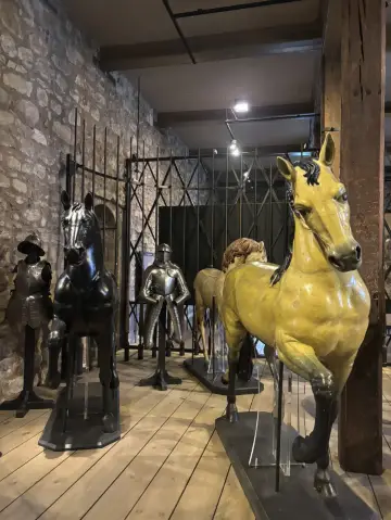 London Tower Interior Tour~!!